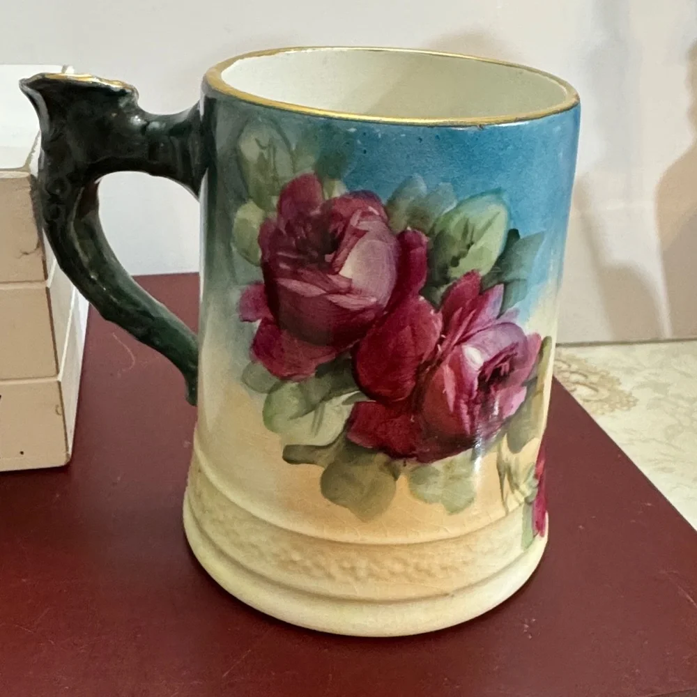Vintage hand-painted porcelain mug - Picture 4 of 7